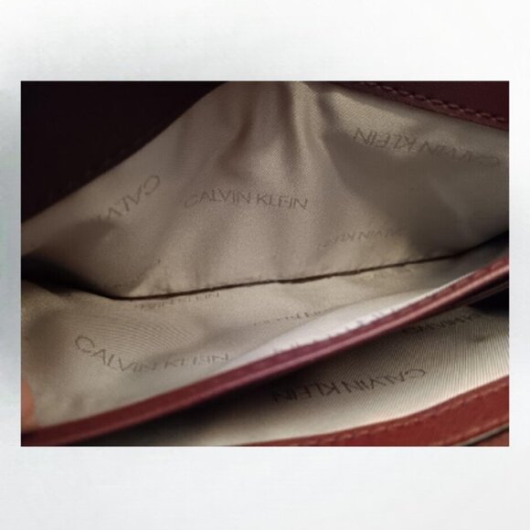 Calvin Klein soft leather handbag cranberry red - Picture 6 of 14